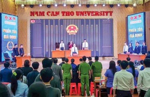 Tuyên truyền pháp luật sinh động, hiệu quả qua phiên tòa giả định