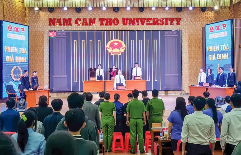 Tuyên truyền pháp luật sinh động, hiệu quả qua phiên tòa giả định