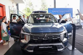 Doanh số bán hàng của ô tô nhập khẩu tăng 17%