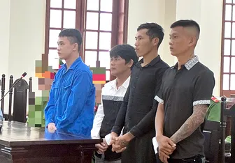 Án mạng từ mâu thuẫn không cho uống rượu chung