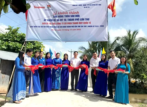 Khánh thành cầu giao thông nông thôn trên 350 triệu đồng ở xã Mỹ Tú