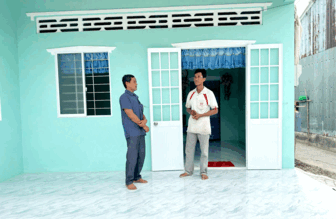 លំ​នៅ​ឋាន​ដ៏​កក់​ក្តៅ​សម្រាប់​ប្រ​ជា​ជន​