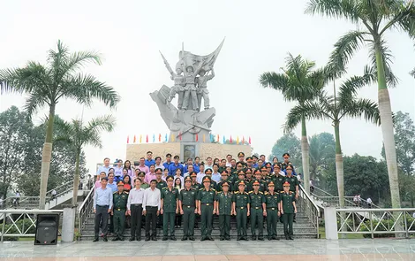 Giữ gìn, phát huy phẩm chất truyền thống “Bộ đội Cụ Hồ”