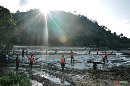 Bài 4: Giải pháp làm thất bại mưu đồ “dân sự hóa” Quân đội