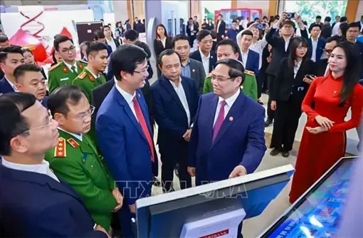 Lấy người dân, doanh nghiệp làm trung tâm phục vụ, là chủ thể trong triển khai khoa học công nghệ, đổi mới sáng tạo và cải cách hành chính