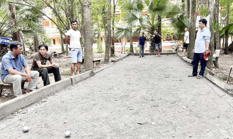 បោះ​ប៊ូល-ជា​វិញ្ញា​សា​កី​ឡា​សហ​គមន៍​សប្បាយ​រីក​រាយ​ផង​និង​នាំ​មក​សុខ​ភាព​ផង​