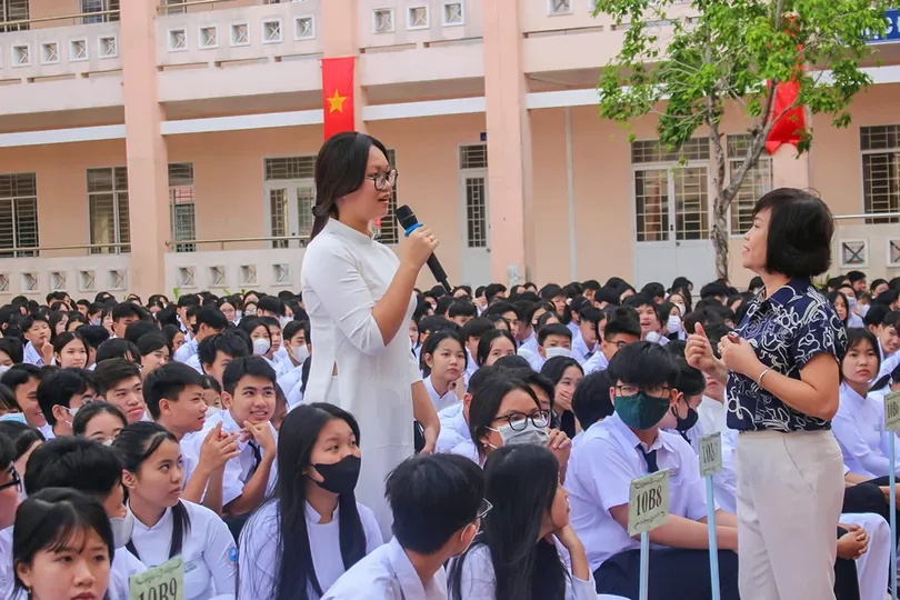 Dạy trẻ vị thành niên kỹ năng tự bảo vệ