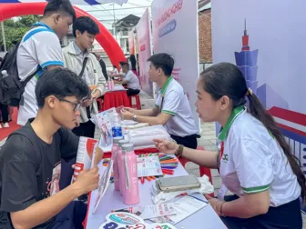 Hơn 500 học sinh, sinh viên tham gia Ngày hội "Hướng nghiệp - Du học và Việc làm tại Đức, Hàn Quốc, Nhật Bản và Đài Loan (Trung Quốc)"