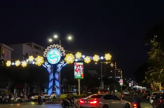 Đường đèn TP Cần Thơ rực rỡ trước thềm năm mới 2026