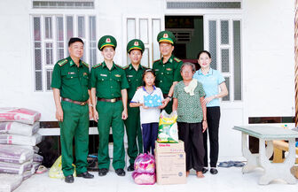 យុវវ័យ​ការ​ពារ​ព្រំ​ដែន​ពង្រីក​សមត្ថ​ភាព​ បញ្ញា​ឈាន​មុខ​ ច្នៃ​ប្រ​តិដ្ឋ​ ប្តេជ្ញា​ឈ្នះ​