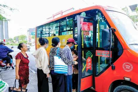 Xây dựng nét đẹp văn hóa, văn minh xe buýt Cần Thơ
