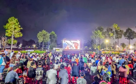 Từ “Mưa đỏ” nghĩ về “sức mạnh” của nghệ thuật