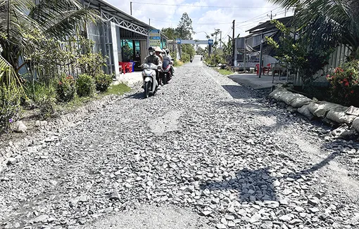 Tuyến đường HL19 xuống cấp, tiềm ẩn nguy cơ mất an toàn giao thông