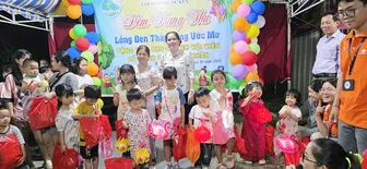 Học Bác, làm việc có lợi cho dân