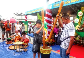 Quảng bá văn hóa, ẩm thực và sản phẩm địa phương