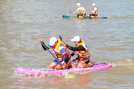 Đua thuyền ván SUP - Sân chơi hấp dẫn trên sông nước Tây Đô