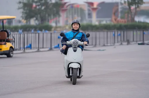 Xe máy điện thực dụng cho đô thị: VinFast Evo Grand tự tin thay thế xe xăng với quãng đường lên tới 262 km