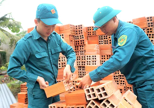 Tự hào chiến sĩ “sao vuông”