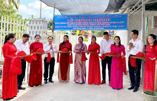 Khánh thành tuyến đường giao thông nông thôn trên địa bàn xã Vĩnh Tường