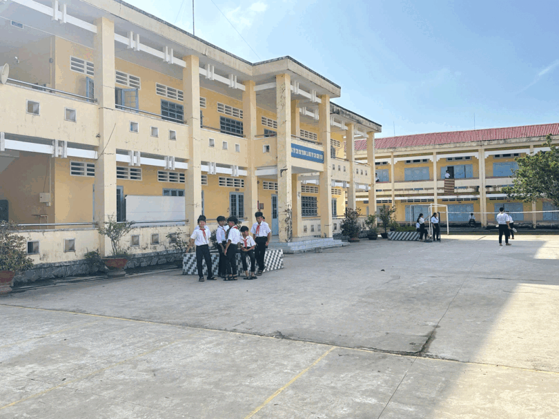 យកចិត្តទុកដាក់ដល់ការអប់រំតំបន់ជនជាតិភាគតិច