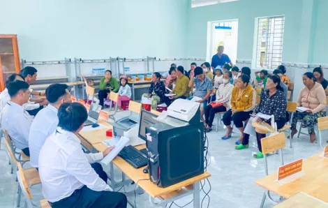 Phường Vĩnh Châu tiếp tục duy trì, nâng chất mô hình “Dịch vụ công lưu động phục vụ người dân, doanh nghiệp”