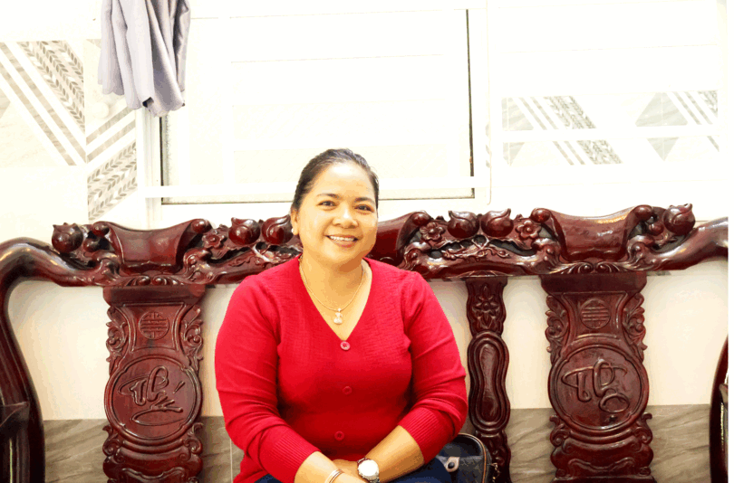 ប្រ​ធាន​សាខា​សមាគម​ប្តេជ្ញាចិត្ត​នឹង​កា​រងា​រស​មា​គម​