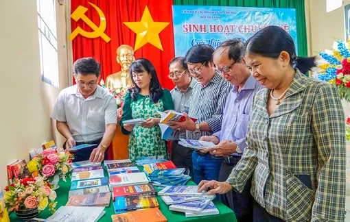 Nhiều chính sách khuyến khích phát triển văn học
