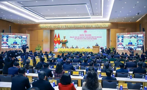 Để tăng trưởng 2 con số cần chuyển đổi cơ cấu kinh tế, xác lập mô hình tăng trưởng mới