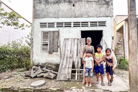 Cần lắm sự chung tay giúp đỡ 4 bà cháu