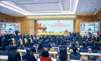 ដើម្បីសម្រេចបានកំណើនតួលេខ ២ ខ្ទង់ ចាំបាច់បង្វែររចនាសម្ព័ន្ធសេដ្ឋកិច្ច និងបង្កើតទម្រង់កំណើនថ្មី