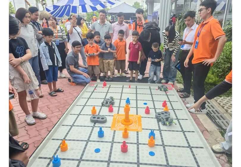 Ngày hội Trải nghiệm - Công nghệ - Kết nối năm 2026