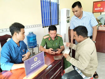 ផ្លាស់​ប្ដូរ​ឌីជី​ថល​តំ​បន់​ជន​ជាតិ​ភាគ​តិច​នៅ​ទី​ក្រុង​កឹង​ធើ​