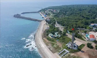 "Viên ngọc xanh" Cồn Cỏ phát triển du lịch bền vững