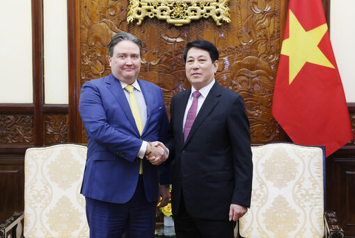 State President applauds ambassador's contributions to Vietnam – US ties
