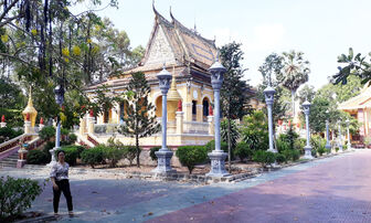 វត្ត​បុរាណ​ រមណីយ​ដ្ឋាន​ទេសចរណ៍​សាសនា​ដ៏​លេច​ធ្លោ​