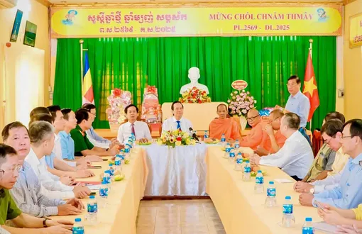 Vững bước dưới cờ Đảng: Sức mạnh đồng thuận từ phum sóc