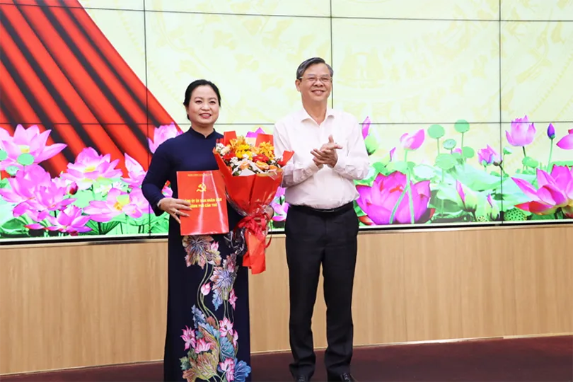 Bà Phạm Thị Phượng giữ chức vụ Bí thư Đảng ủy Sở Nội vụ, kiêm Trưởng Ban Tổ chức Đảng ủy UBND TP Cần Thơ