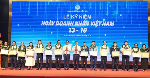 Mở “đại lộ”, khơi động lực tăng trưởng khu vực kinh tế tư nhân