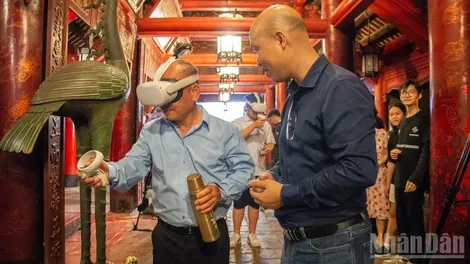 Tăng cường chuyển đổi số, phát triển du lịch thông minh