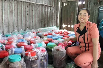 Gìn giữ nghề làm mắm truyền thống 