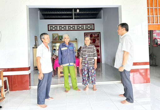 "បំ​បាត់​ផ្ទះ​បណ្ដោះ​អា​សន្ន​ ផ្ទះ​ទ្រុឌទ្រោម" និទាឃរដូវ​ផ្ដល់​ភាព​កក់​ក្ដៅ​ជូន​អ្នក​ក្រ