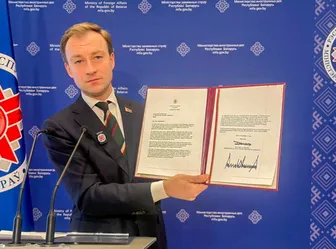 Nhiều nước lạnh nhạt với “chiếc ghế tỉ đô” của ông Trump