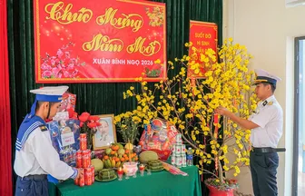 Bộ đội Hải quân rộn ràng đón Tết