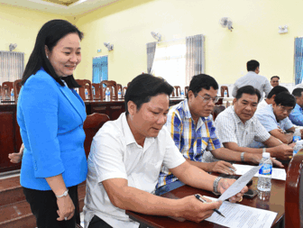 កឹងធើជំនួយថ្លៃសេវាផ្កាយរណប ឧបករណ៍ត្រួតពិនិត្យដំណើរដល់កប៉ាល់នេសាទ ២០២ គ្រឿង