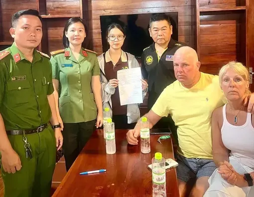 Hỗ trợ du khách nước ngoài lấy lại hơn 260 triệu đồng do sai sót trong thanh toán