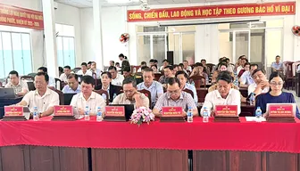 Đảng ủy xã Đông Phước triển khai các văn bản