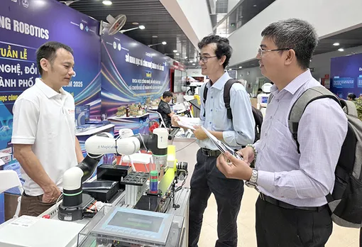 Tạo đột phá phát triển khoa học công nghệ, đổi mới sáng tạo và chuyển đổi số trong năm 2026