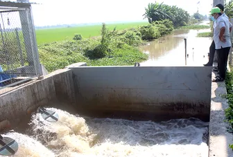 Sử dụng hợp lý nguồn nước ngọt trong mùa khô hạn, xâm nhập mặn