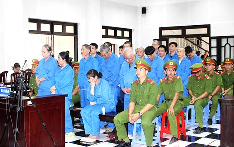 Tuyên án 23 bị cáo liên quan vụ án lừa đảo hàng trăm tỉ đồng