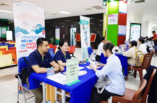 Đồng hành cùng người lao động đi làm việc ở nước ngoài